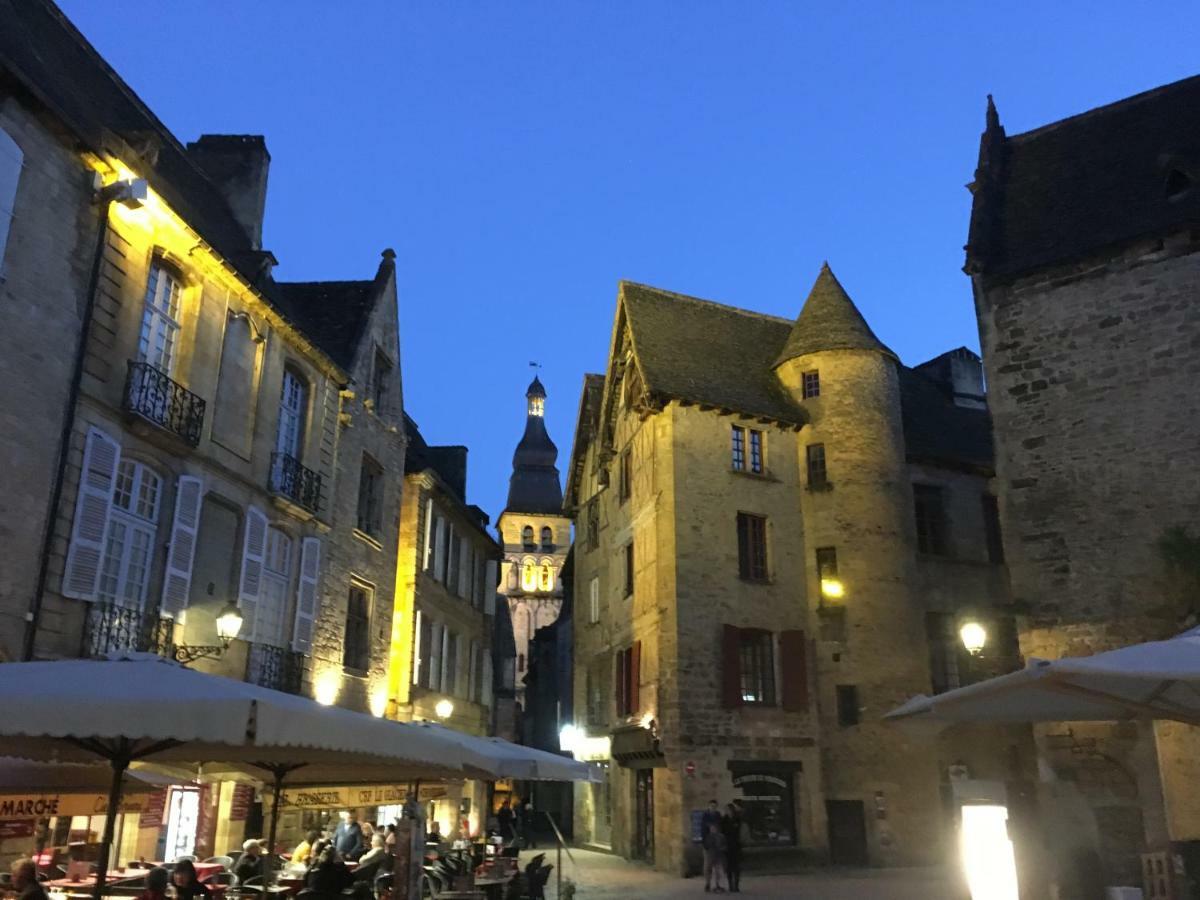 Gite Introvigne Sarlat Exterior photo
